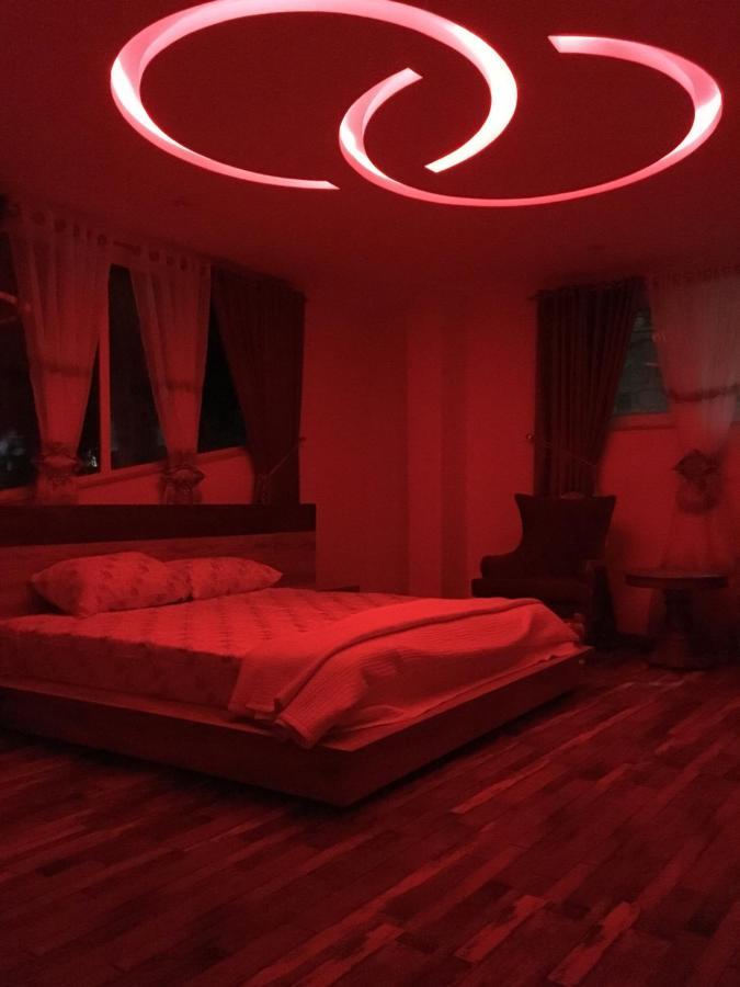 Aloche Apartments Murree Buitenkant foto