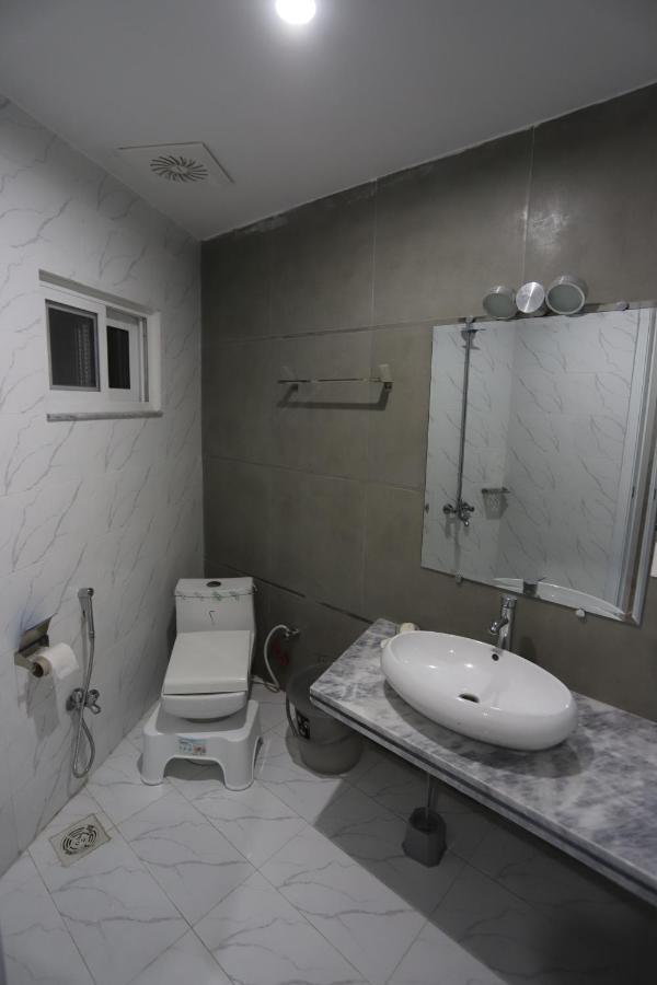 Aloche Apartments Murree Buitenkant foto