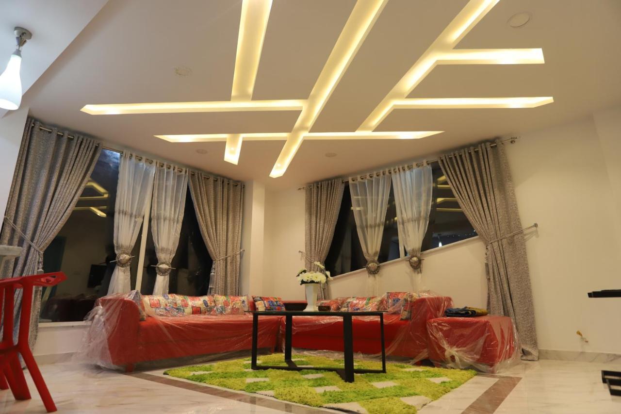 Aloche Apartments Murree Buitenkant foto